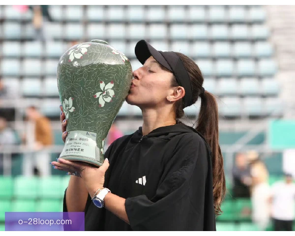 佩古拉核心技术拆解，发球接发与底线相持全解析